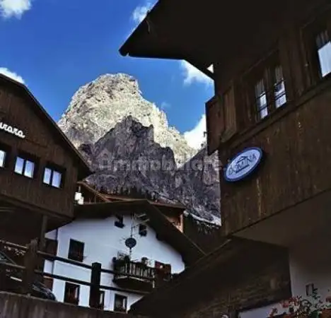 Appartamento in vendita a Corvara in Badia