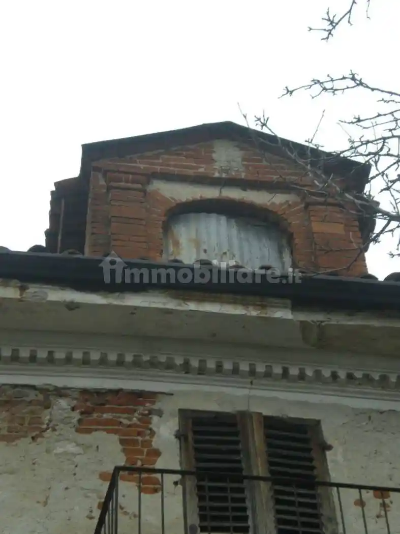 Palazzo - Edificio in vendita a Mondovì