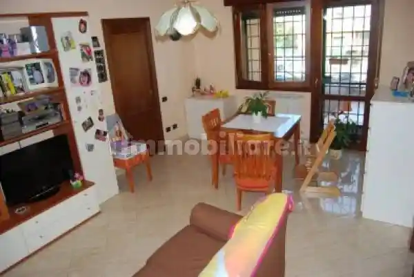 Quadrilocale via MONASTERACE 70, Morena, Roma - foto 5