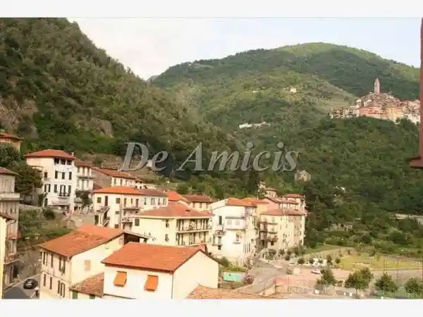 Appartamento in vendita a Pigna