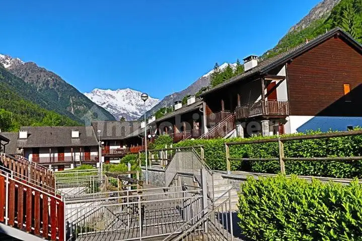 Appartamento in vendita a Vanzone con San Carlo