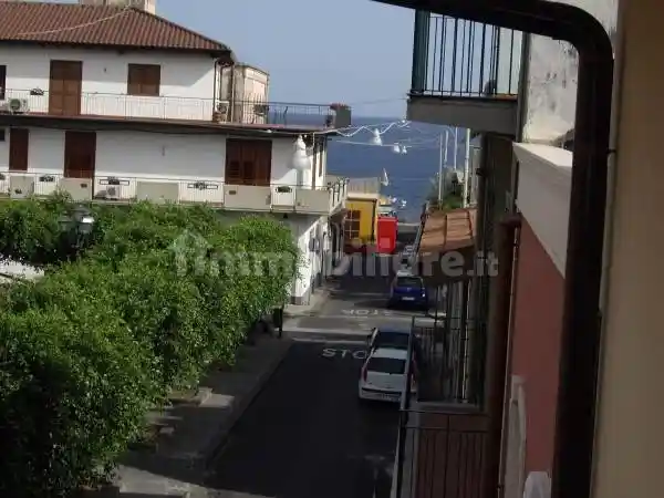 Appartamento in affitto a Aci Castello