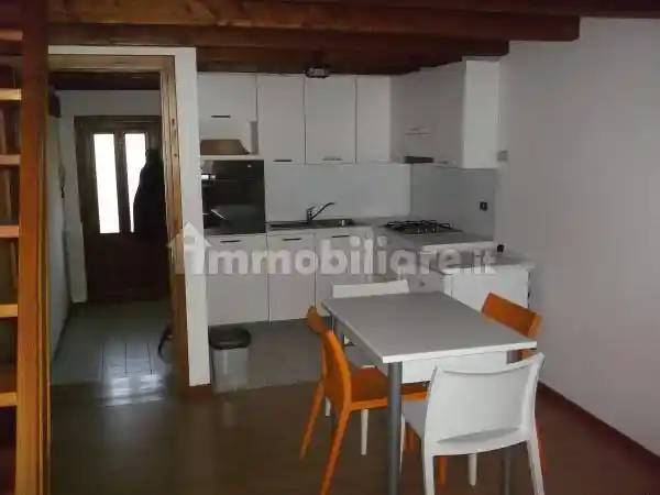 Appartamento in affitto a Borgosesia