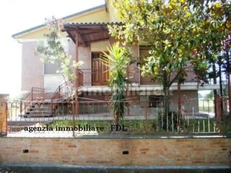 Casa indipendente in vendita a Crespina e Lorenzana