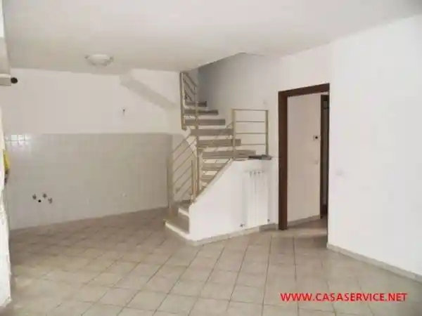 Appartamento in affitto a Montevarchi