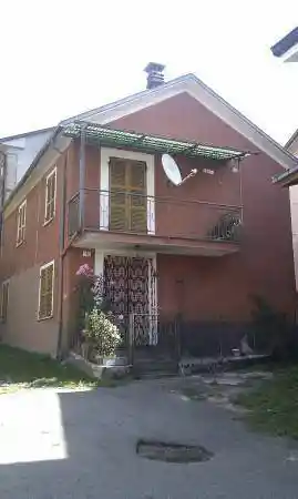 Casa indipendente in vendita a Bedonia