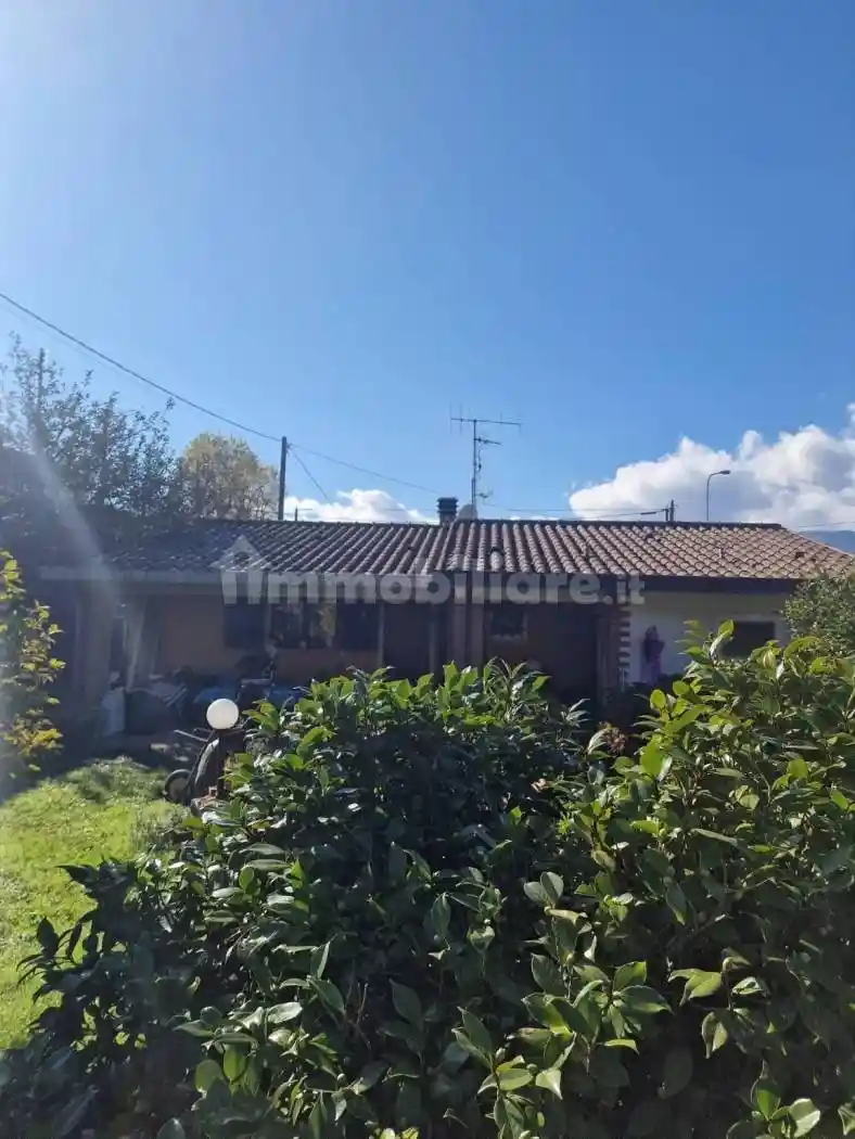 Villa in vendita a Villafranca in Lunigiana