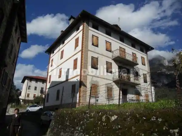 Palazzo - Edificio in vendita a Vigo di Cadore