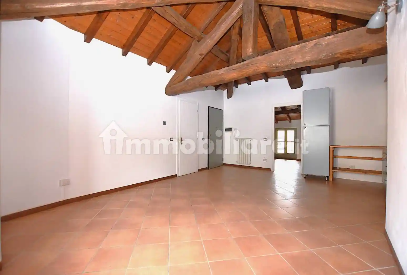 Appartamento in affitto a Merate