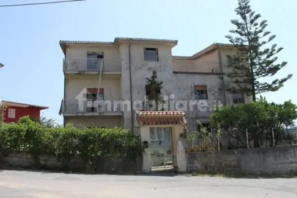 Palazzo - Edificio in vendita a Santa Domenica Talao