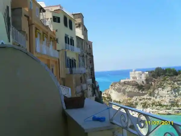 Trilocale buono stato, piano terra, Tropea - foto 3