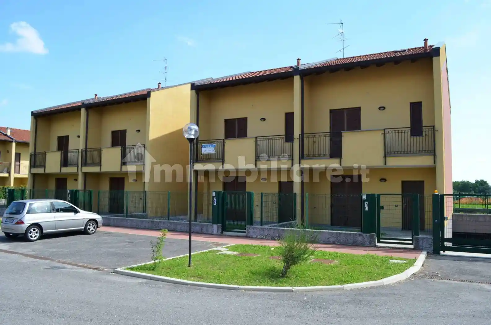 Villa in vendita a Varallo Pombia