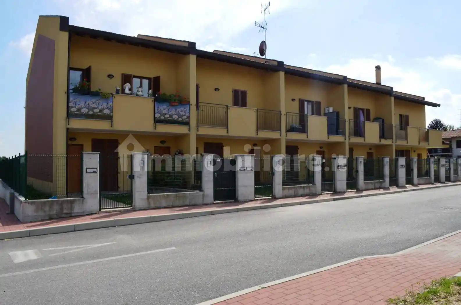 Appartamento in vendita a Varallo Pombia