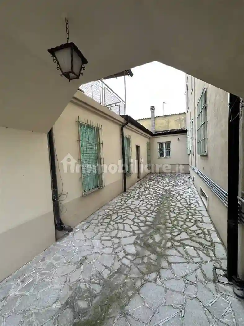 Palazzo - Edificio - foto 2