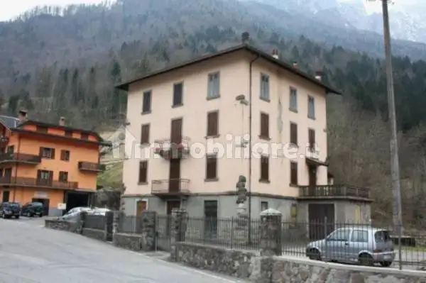 Appartamento in vendita a Colere