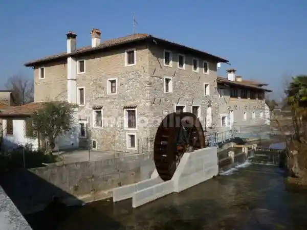 Rustico - Casale in vendita a Cervignano del Friuli