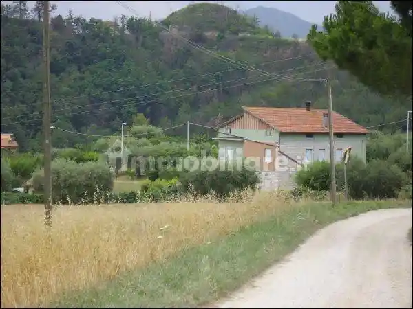 Rustico - Casale in vendita a Ascoli Piceno