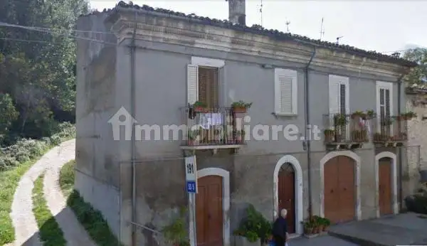 Casa indipendente in vendita a Tocco da Casauria