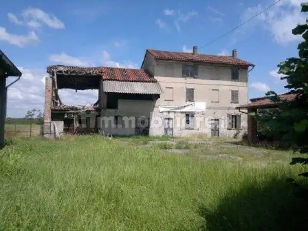 Rustico - Casale in vendita a Badia Pavese