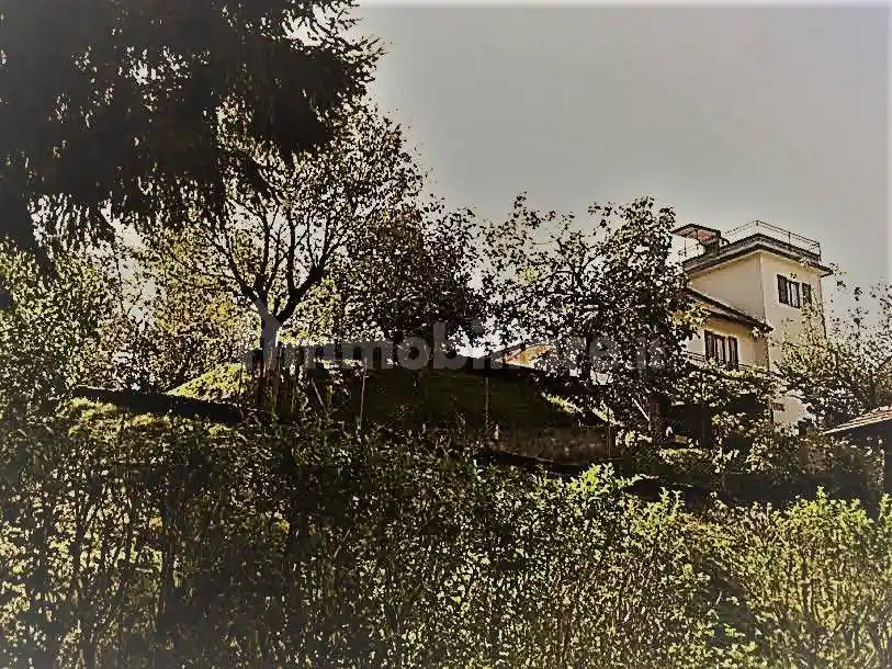 Villa in vendita a Cunardo