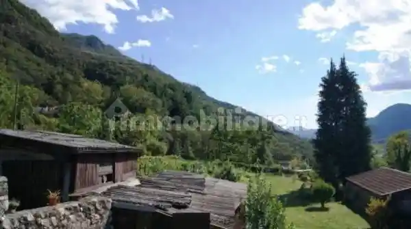 Rustico - Casale in vendita a Gravellona Toce