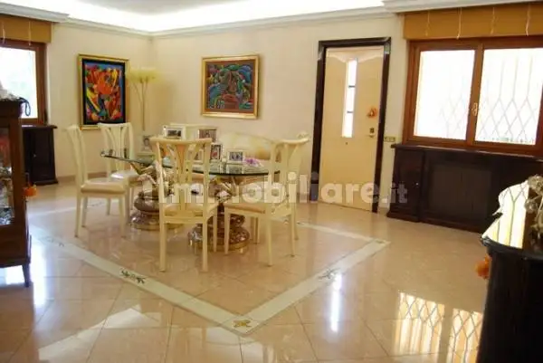 Villa a schiera in vendita a Roma