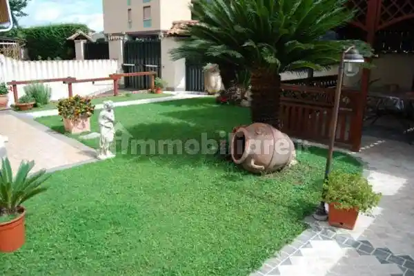 Villa a schiera via dei Sette Metri 100, Morena, Roma - foto 5