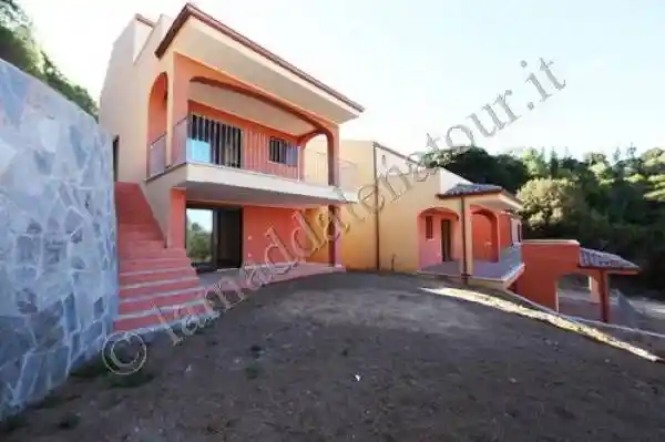 Villa in vendita a Santa Teresa Gallura