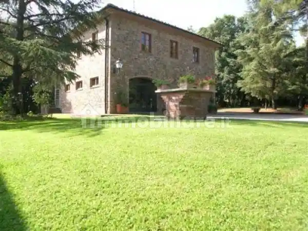 Rustico - Casale in vendita a Gambassi Terme