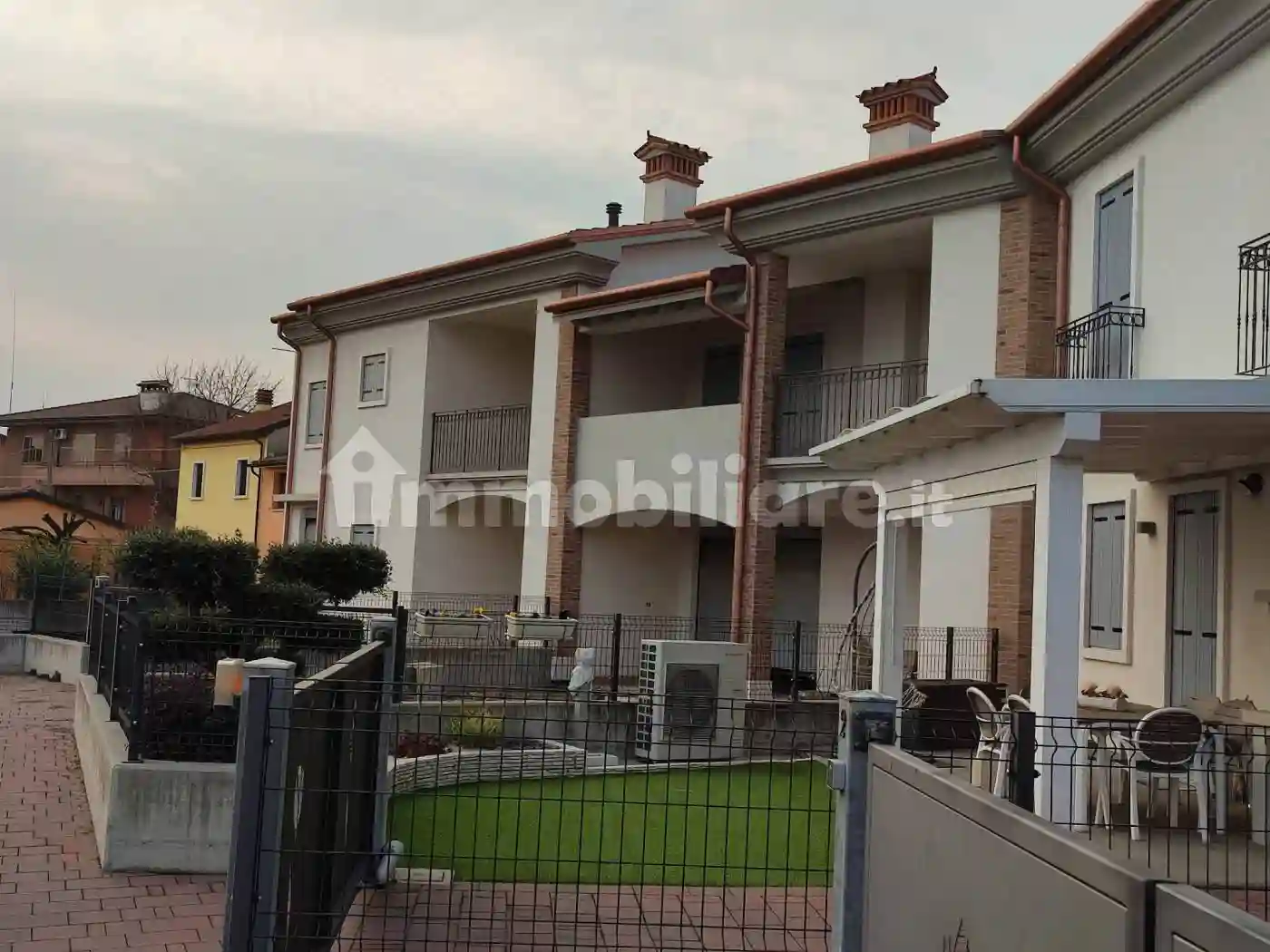 Villetta a schiera - foto 2