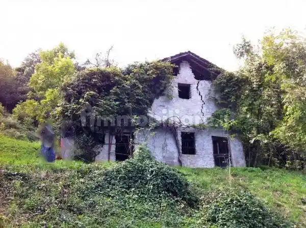 Rustico - Casale in vendita a Gaverina Terme