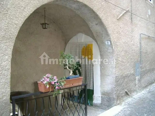 Appartamento in vendita a Villalago