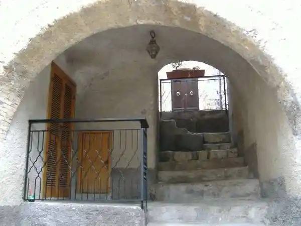 Appartamento via Ugolino Iafolla 2, Villalago - foto 2