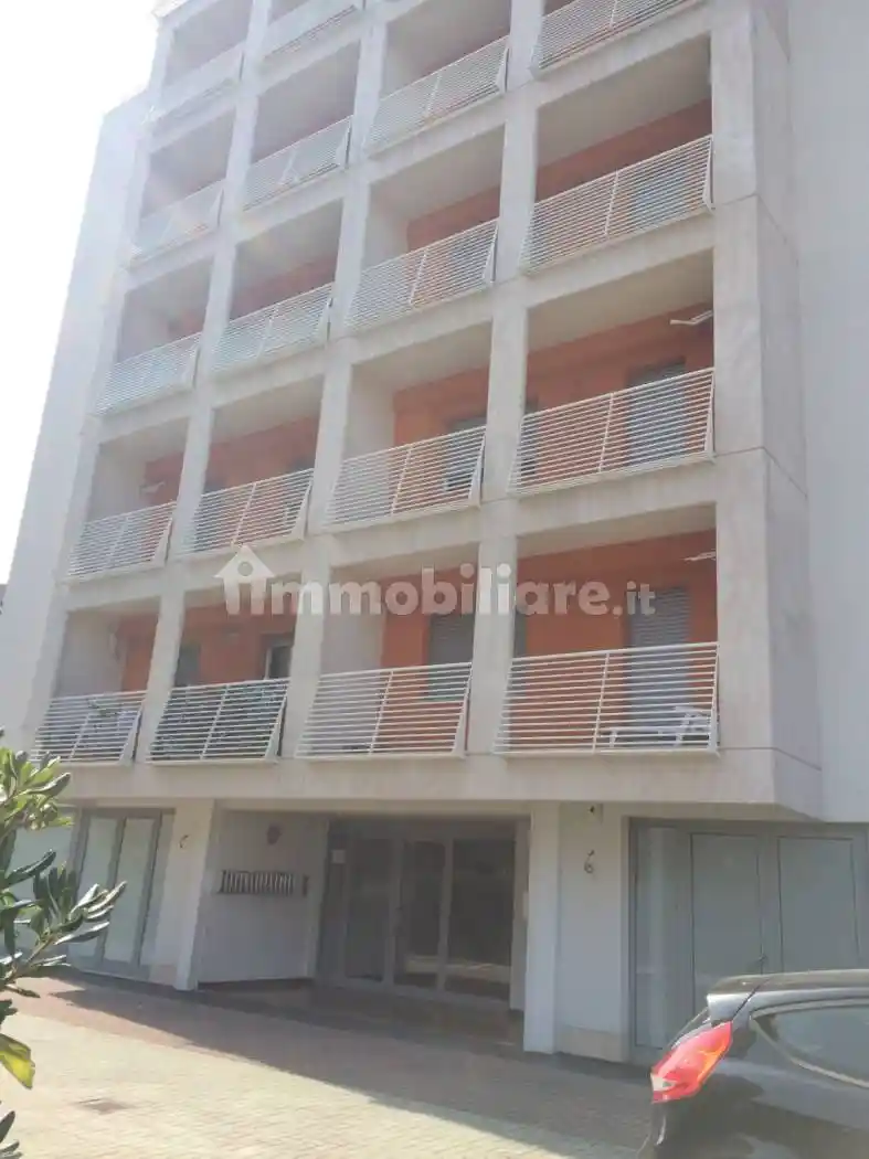 Appartamento in vendita a Folignano