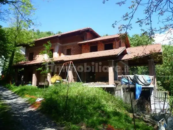 Casa indipendente in vendita a Loranzè