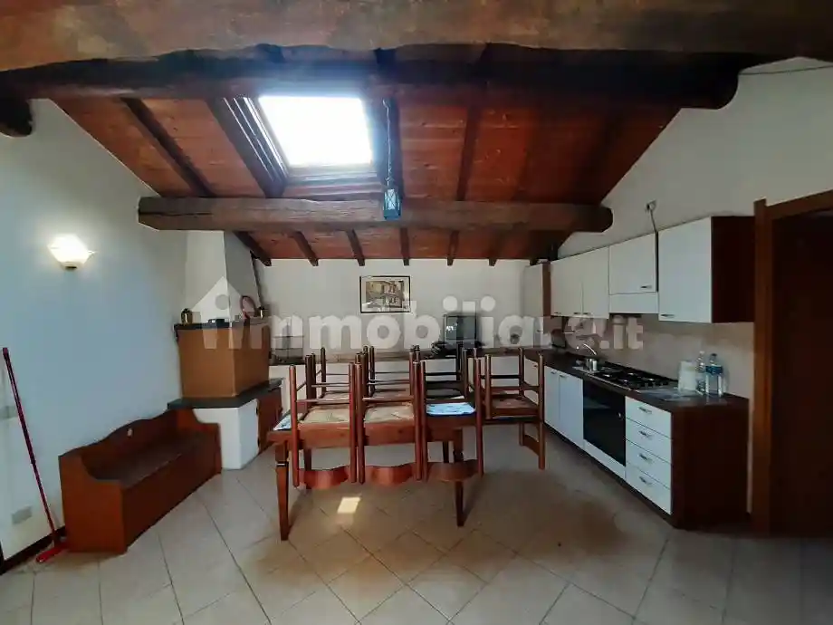 Appartamento in vendita a Sant'Omobono Terme