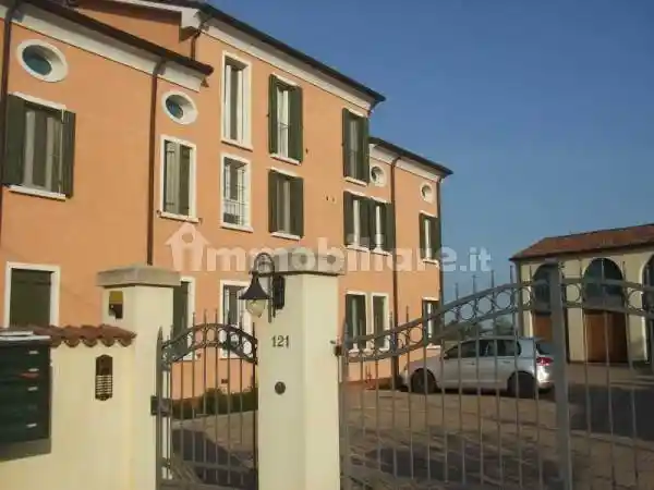 Appartamento in vendita a Ferrara