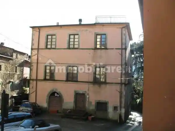 Appartamento in vendita a Fivizzano