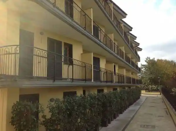 Palazzo - Edificio - foto 2