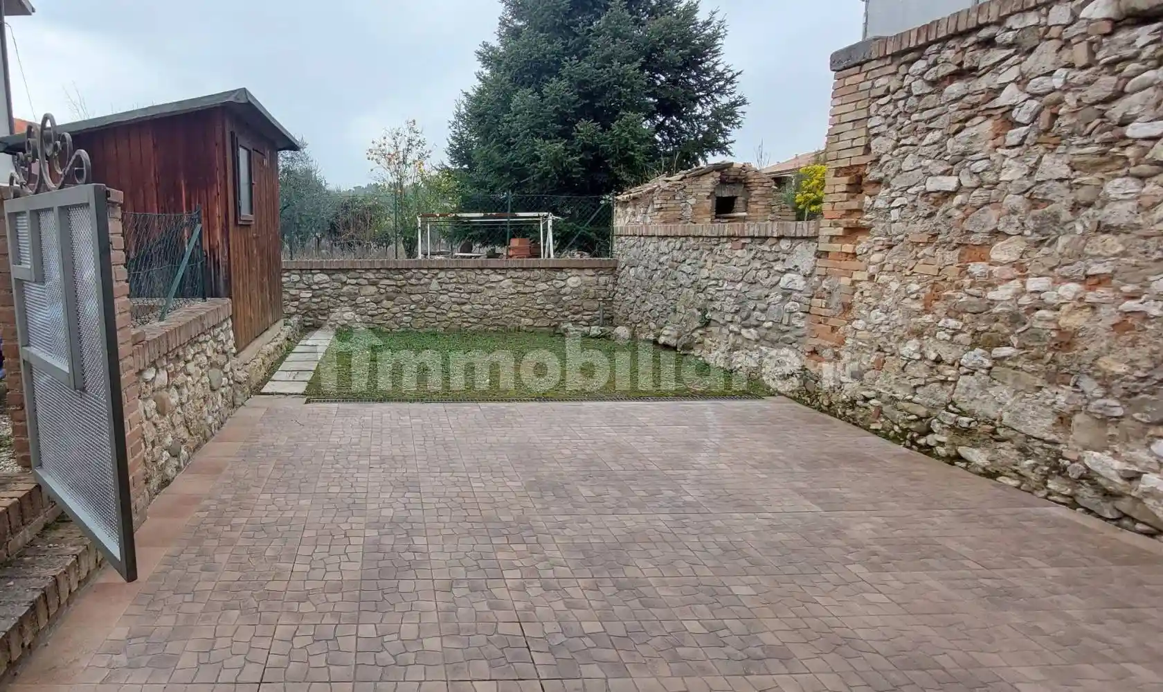 Casa indipendente in vendita a Ascoli Piceno