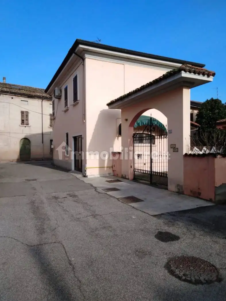 Villa in vendita a Remedello