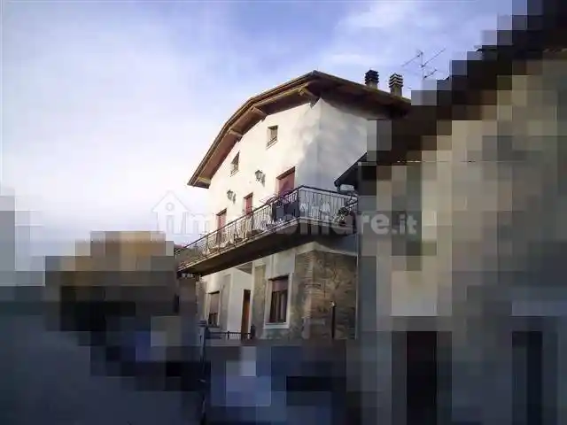 Villa in vendita a Bucine