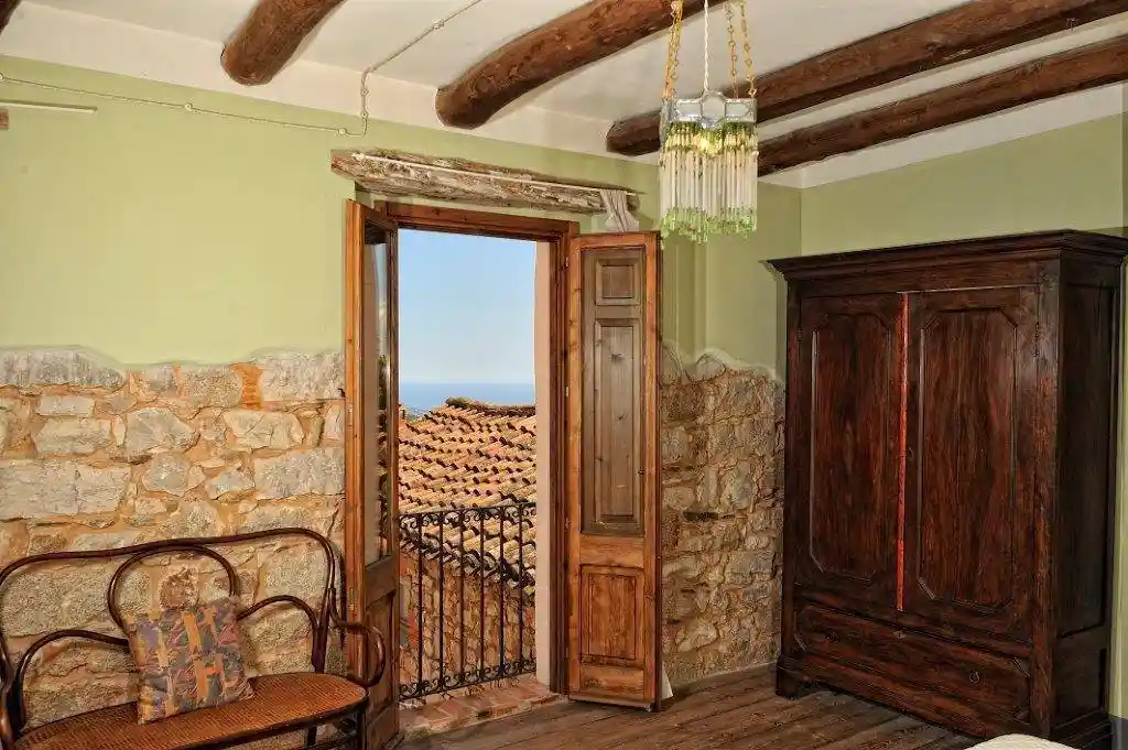 Terratetto unifamiliare vico 4 Mori, Centro, Baunei - foto 2