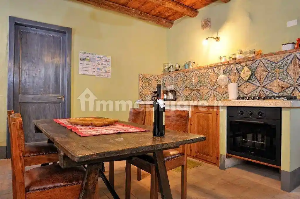 Terratetto unifamiliare vico 4 Mori, Centro, Baunei - foto 5