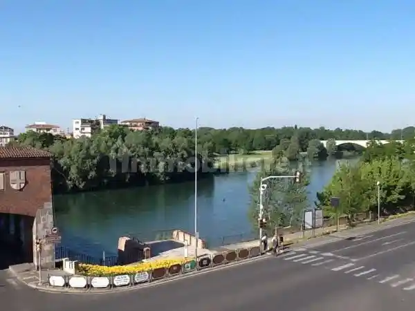 Appartamento in vendita a Pavia
