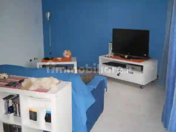 Trilocale via Principe Amedeo, Centro, Castiglione d'Adda - foto 4