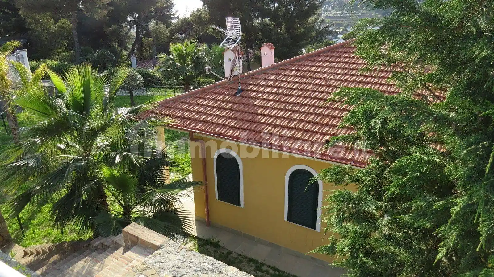 Villa in vendita a Bordighera