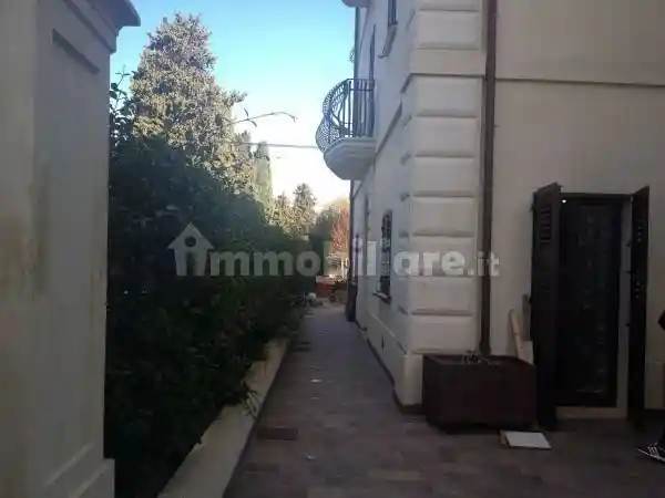 Villa Strada Statale 81, Centro, Teramo - foto 5