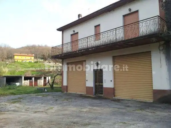 Palazzo - Edificio in vendita a Papasidero