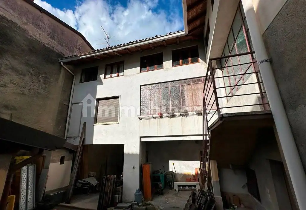 Terratetto unifamiliare largo Armando Diaz, Centro, Castelmarte - foto 3